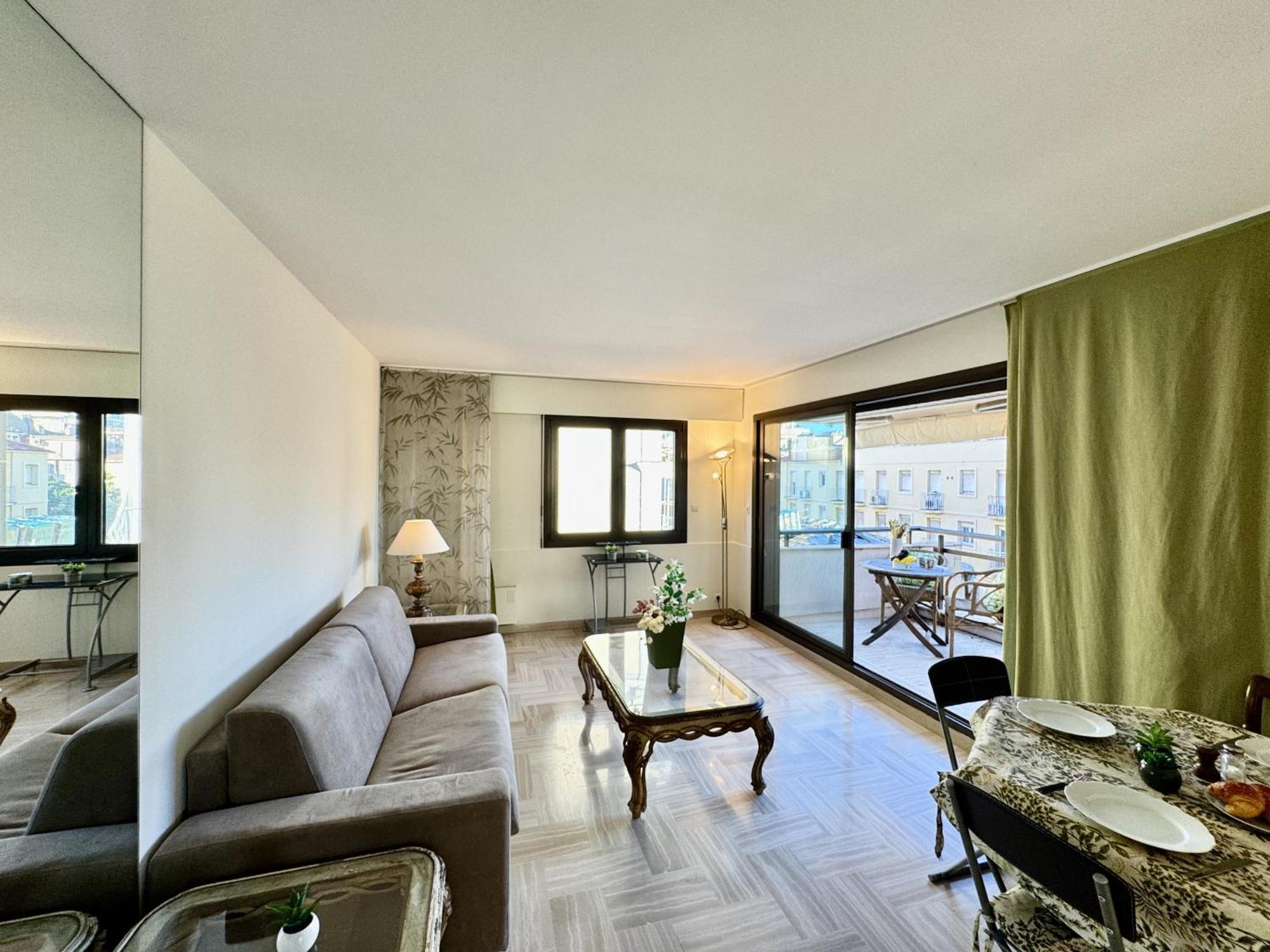 Belle Terrasse Apercu Naf568